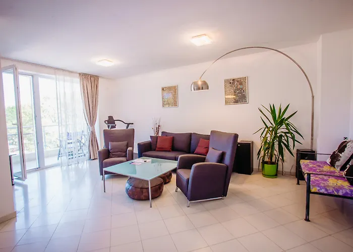 Niko Apartament