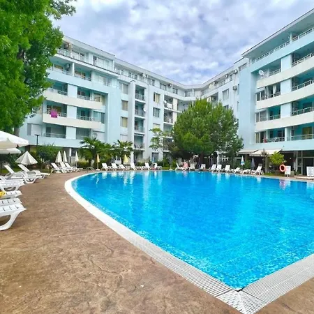 Niko Апартаменты *